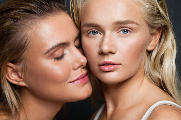 madre e hija maquillaje radiante