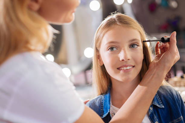 kit de maquillaje esencial para adolescentes
